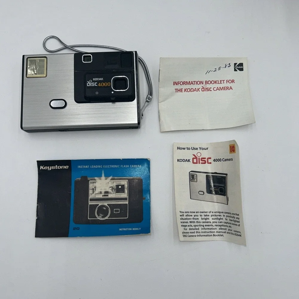 Lot Of 3 Vintage Kodak Cameras 35mm & Disc With Case & Documents‎ Untested